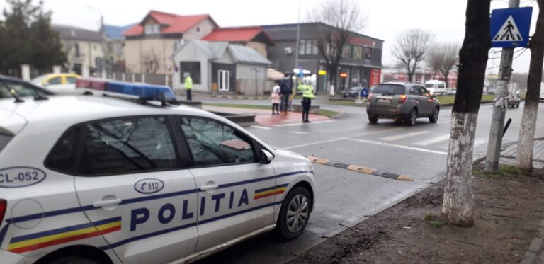 masina_politie_scoala