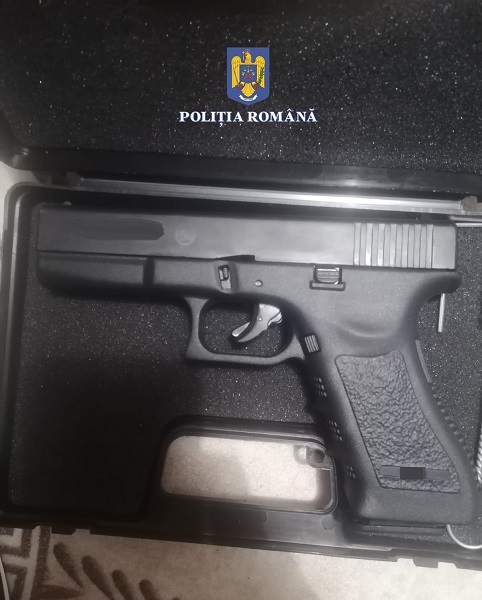 pistol
