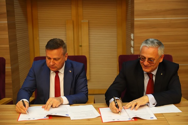 iliuta semnare contract drumuri judetene